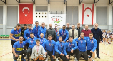 KTSYD Hentbol Kupasında Şampiyon GG ve UKÜ