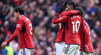 Manchester United galibiyeti hatırladı