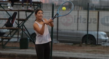 NICOSIA MOTORS CUP DA YARI FİNAL MAÇLARI