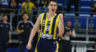 Ömer Ege sahada
