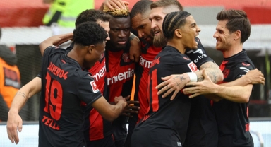 Bayer Leverkusen, şampiyonluğunu farklı ilan etti