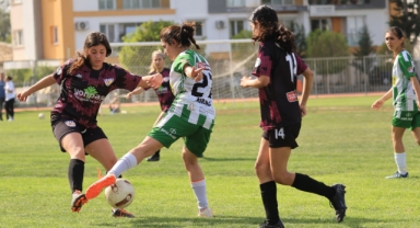 CB Gençlik Gücü zorlanmadan yarı finalde: 4-0