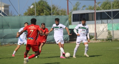 Çetinkaya Yeşilova’ya acımadı:1-5