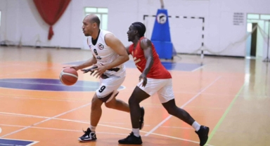 Gençler Birliği evinde kazandı:88-65