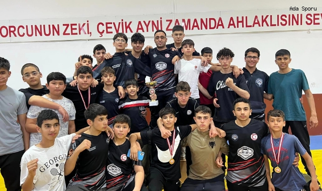 Güreşte yılın ilk kupaları Lefkoşa’nın