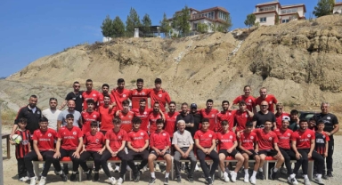 Hamitköy muhtarından, takıma bayram yemeği