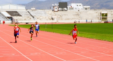 Küçükler piste çıktı