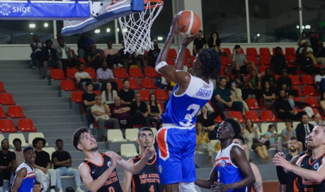 Musmer UniLeague'de BAÜ-YDÜ Finali