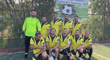 Öğretmenler sahaya indi