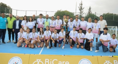 Şampiyon Gönyeli Tenis Kulübü