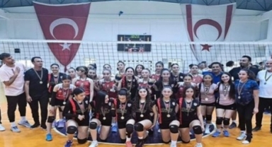 U14 Kızlarda Şampiyon MGSK