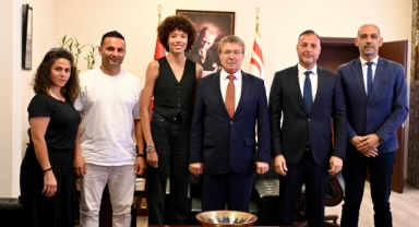 BAŞBAKAN ÜNAL ÜSTEL, BALKAN ŞAMPİYONASI ŞAMPİYONU BUSE SAVAŞKAN’I KABUL ETTİ