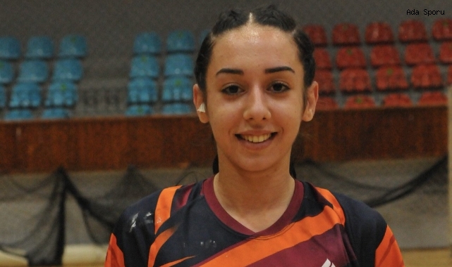 Hentbol’un yükselen değeri Derya Dağdelen