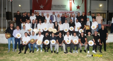 Başarılı Antrenörler ödüllendirildi
