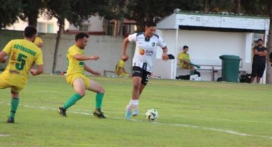 Yarköy 3 puanı 3 golle aldı:0-3