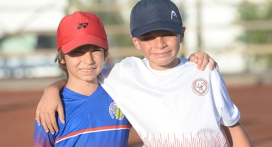 Dünya Oto Cup’ta çekişmeli maçlar