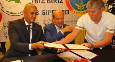 Hentbol’da imzalar atıldı