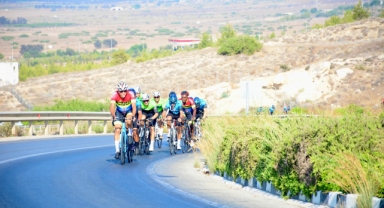 Pedallar Batı’ya çevrildi