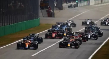 Monza'da Ferrari şahlandı