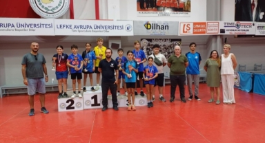 Özüm ve Ivan şampiyon
