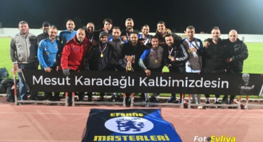 Karadağlı anısına oynadılar