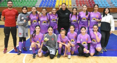 Ortaokullar futsalda heyecan başladı