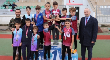 Atletizmde Atatürk Yol Koşuları gerçekleştirildi