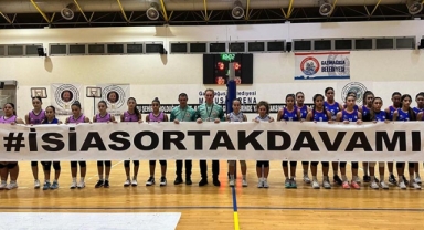Voleybolda 2. Osman Çetintaş Kupası başladı