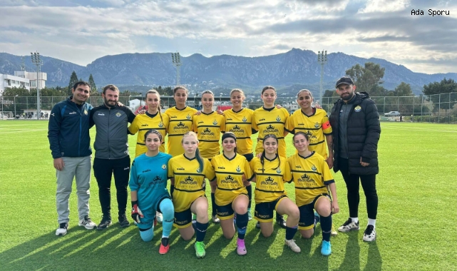Kadınlar Kıbrıs Kupası'nda yarı finalistler belirlendi
