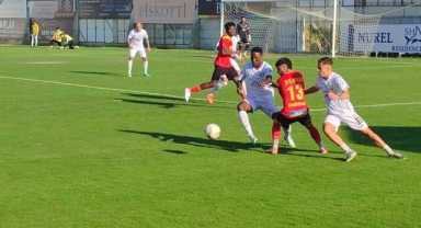 Yeşilova Mesarya’yı evine eli boş gönderdi: 4-2