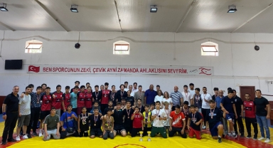 Güreşte Fikri Karayel Kupası, Lefkoşa ve Lapta’nın