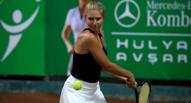 Hülya Avşar Cup tek kadınlar şampiyonu Lachinova