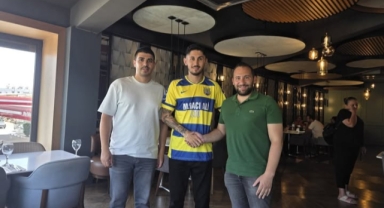Emre, Yılmazköy'de