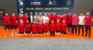Nehir Türkiye Badminton Milli Takımı ile İstanbul'daki Uluslararası turnuvada mücadele edecek 
