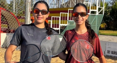 Nehir ve Zarif Air Badminton Türkiye Milli Takımı ile Avrupa Şampiyonasında