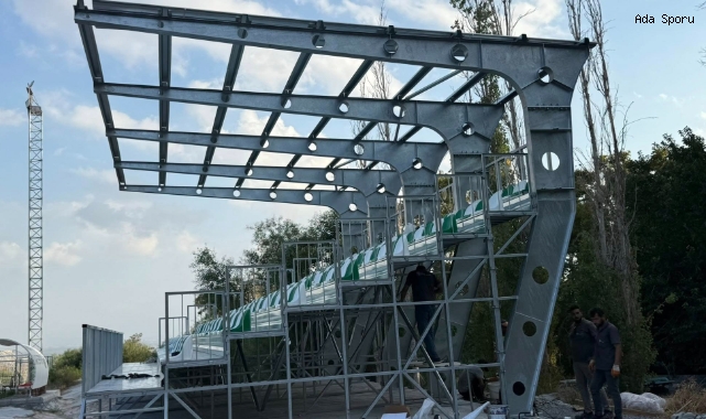 Pınarbaşı’na Kapalı Tribün