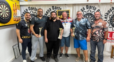 Şampiyon Tony Stone