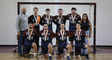 UKÜ çifte şampiyon