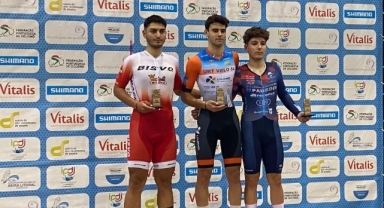 Ege Erülkü’den çifte ikincilik