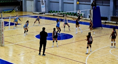 Voleybol Liglerine devam edilecek 
