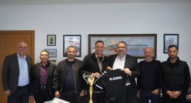 Karaoğlanoğlu, şampiyonluk kupasını Şenkul’a götürdü 