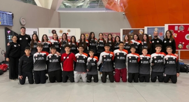 Badmintonda milli heyecan