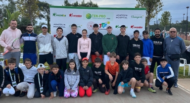 Tenisçi gençlerimiz TEN-PRO sahnesinde
