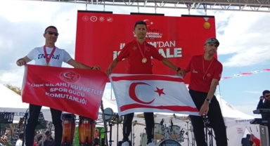 Kürsünün değişmez ismi Hakan Tazegül 