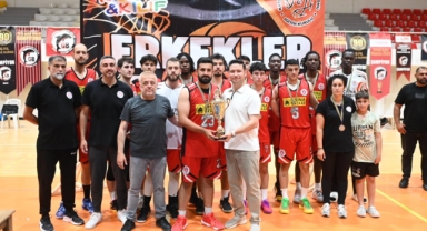Kupa İskeleye gitti