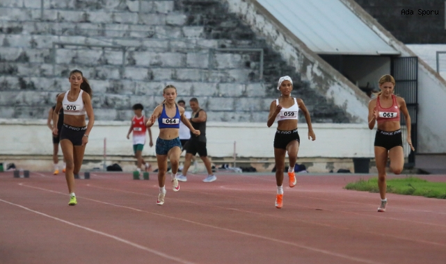 Atletizmde Ferdi ve Kulüpler Kıbrıs Şampiyonası düzenleniyor